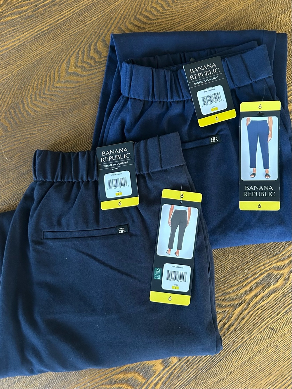 Set of 2-Banana Republic Womens Pull-On Pants - Navy, and black Size 6